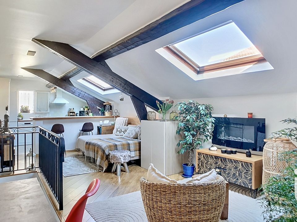 Town house in Montesson, Yvelines - photo 1