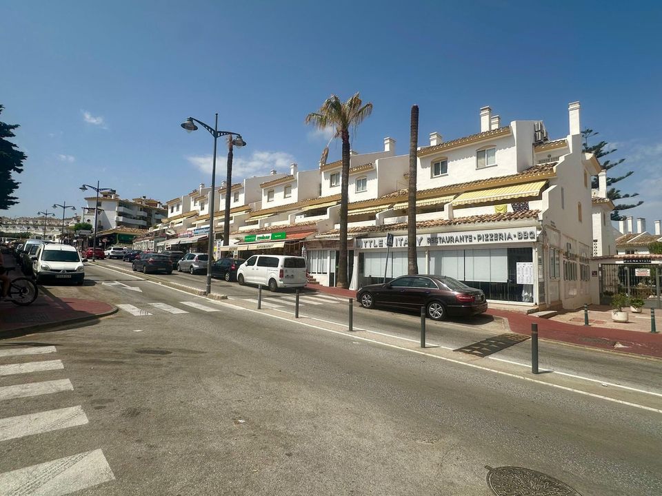 Lejlighed i Calahonda, Malaga - foto 1