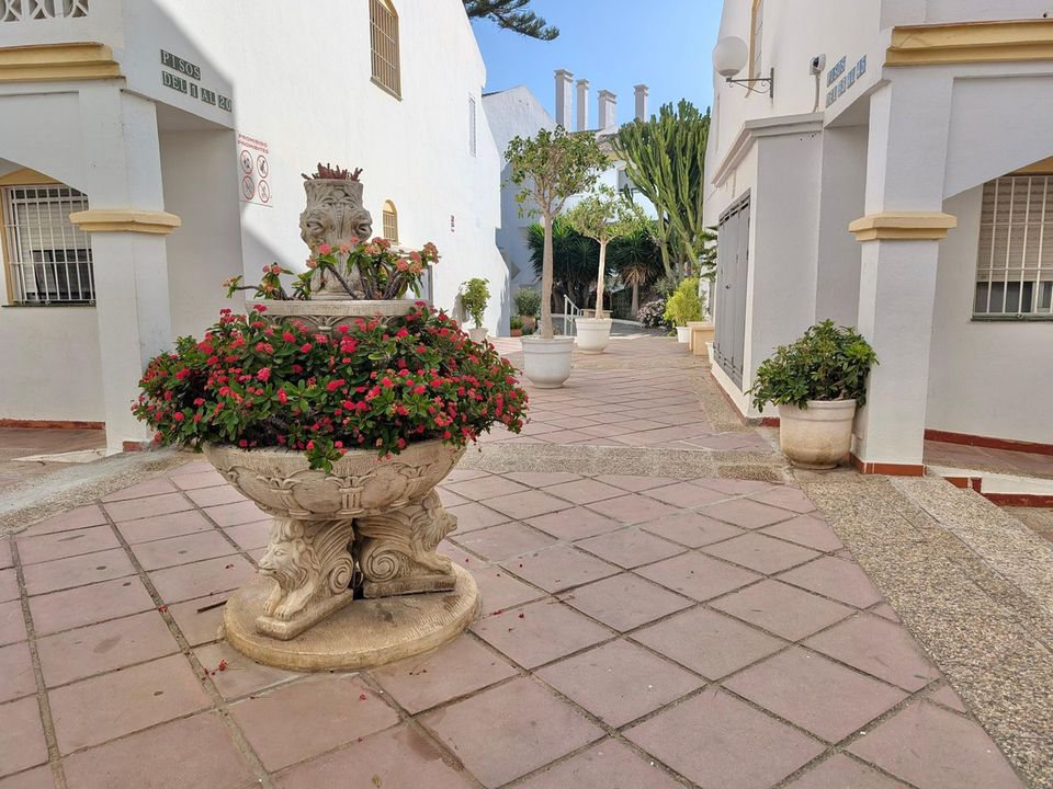 Lejlighed i Calahonda, Malaga - foto 2
