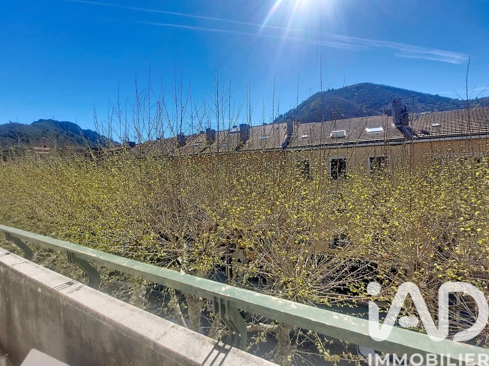 Erhvervsejendom i Digne-les-Bains, Alpes-de-Haute-Provence - foto 1