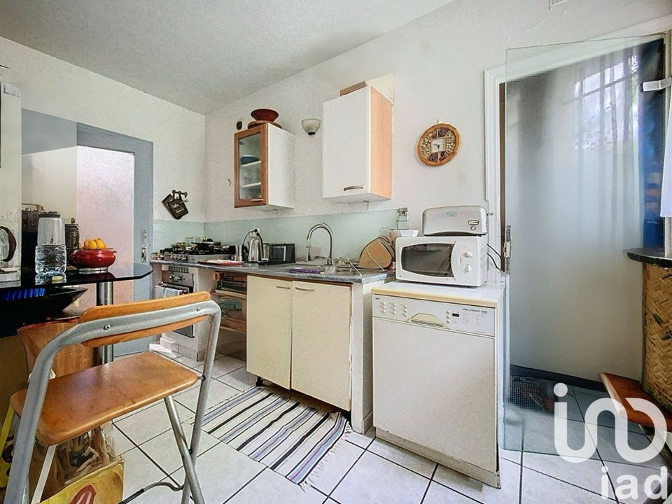 Appartement in Sainte-Foy-les-Lyon, Rhone - foto 4