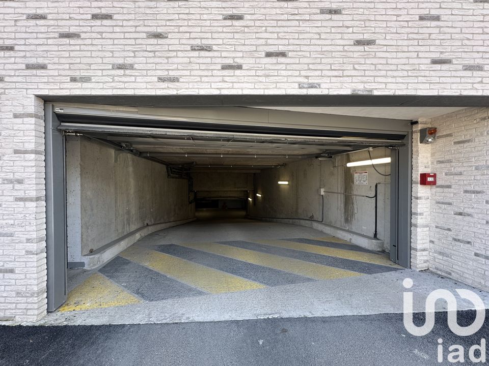 Parkeringsplads i Saint-Maur-des-Fossés, Val-de-Marne - foto 1
