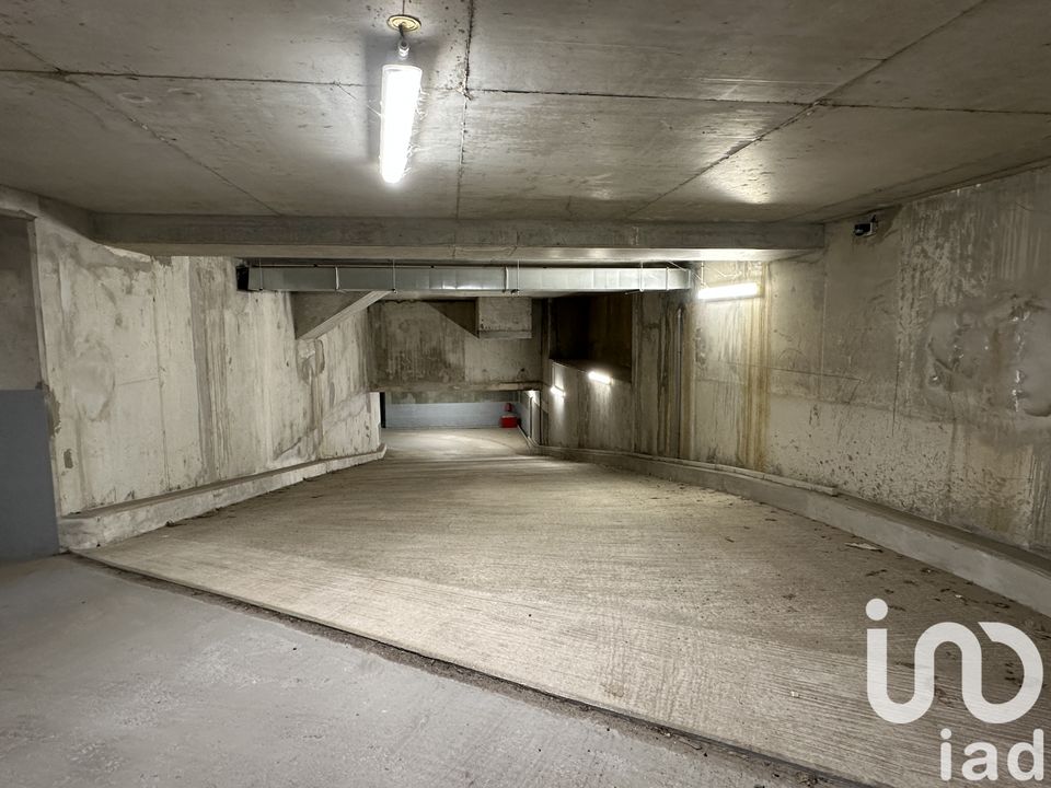Parkeringsplads i Saint-Maur-des-Fossés, Val-de-Marne - foto 2