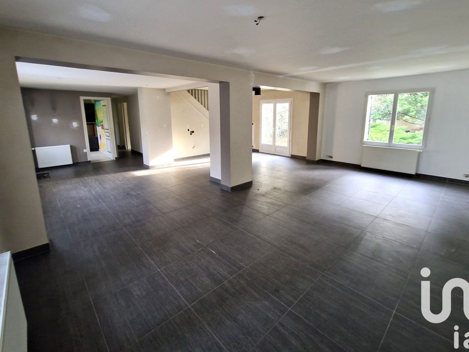 Villa i Sevran, Seine-Saint-Denis - bilde 1