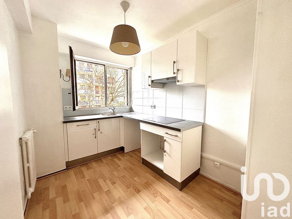 Apartment in Rueil-Malmaison, Hauts-de-Seine - photo 4