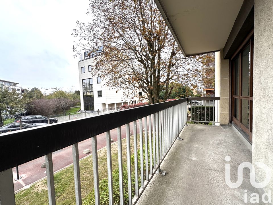 Apartment in Rueil-Malmaison, Hauts-de-Seine - photo 5