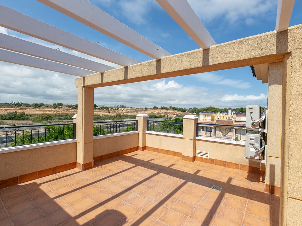 Villa i Mil Palmeras, Alicante - bilde 2