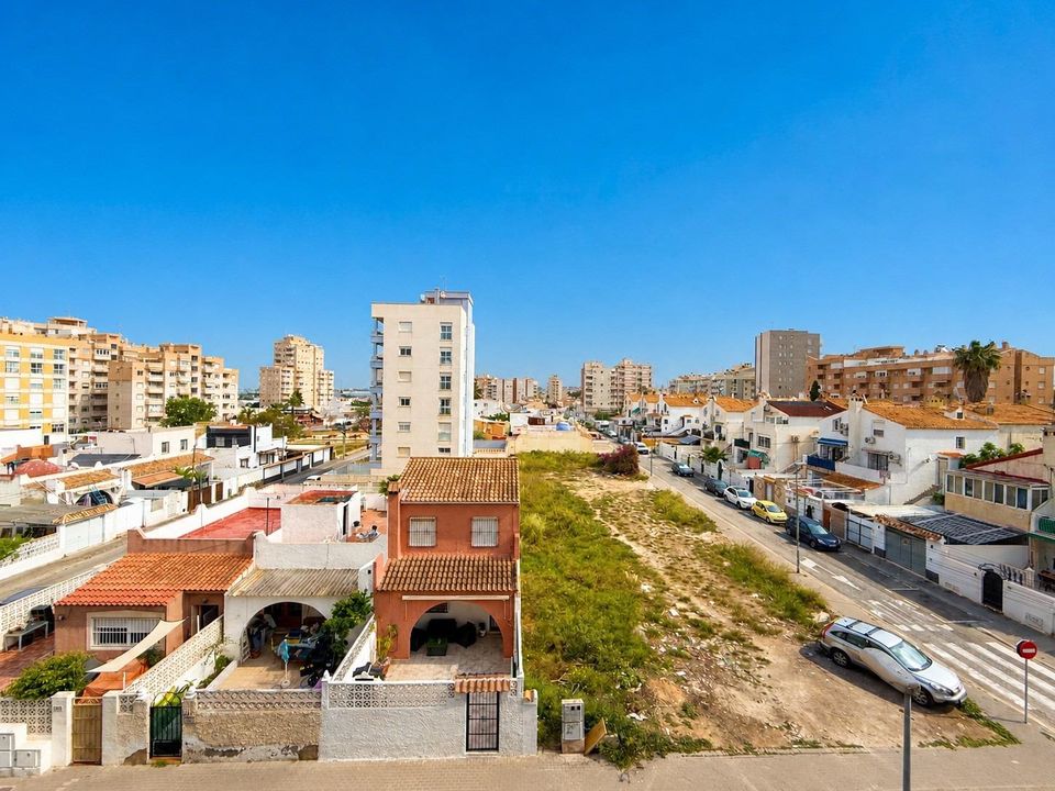 Lejlighed i Torrevieja, Alicante - foto 1