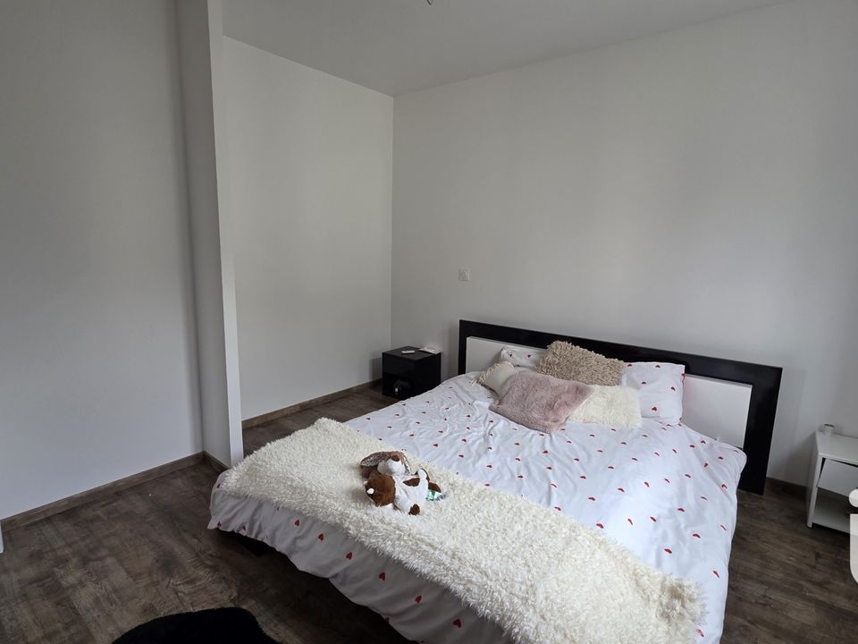 Commercial property in Saint-Brieuc, Cotes-d'Armor - photo 2
