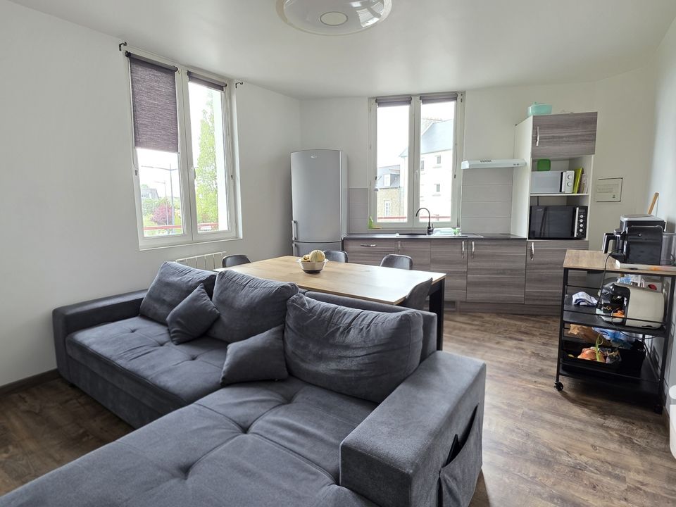 Commercial property in Saint-Brieuc, Cotes-d'Armor - photo 4