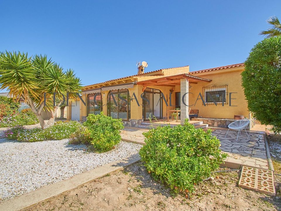 Villa i Busot, Alicante - bilde 1