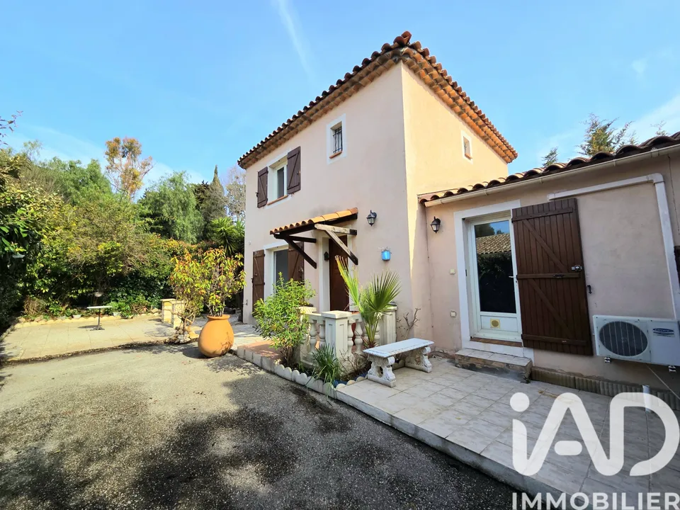 Villa i Antibes, Alpes-Maritimes - foto 1