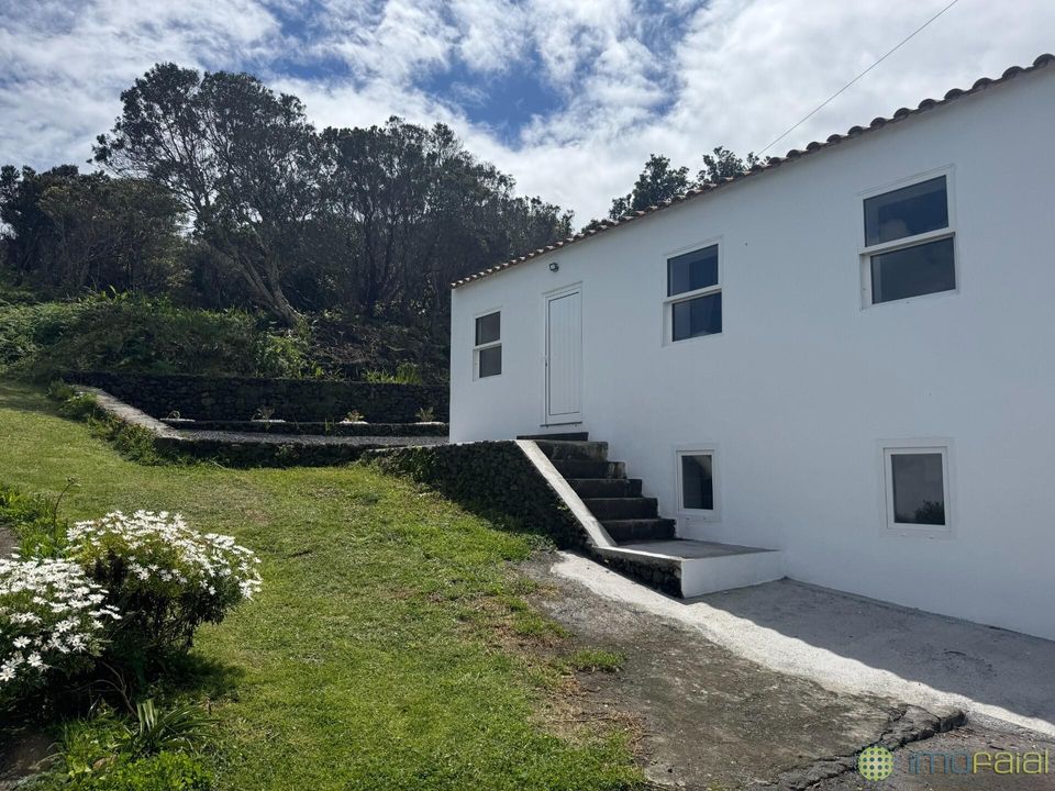 Byhus i Horta, Faial - foto 2