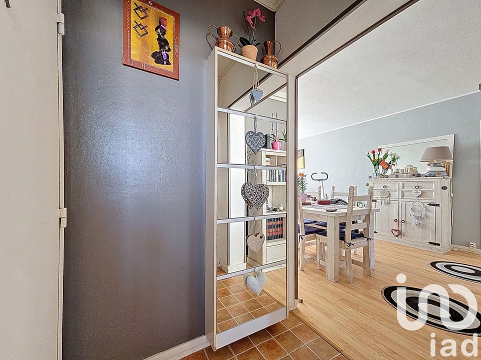 Lejlighed i Viry-Châtillon, Essonne - foto 1