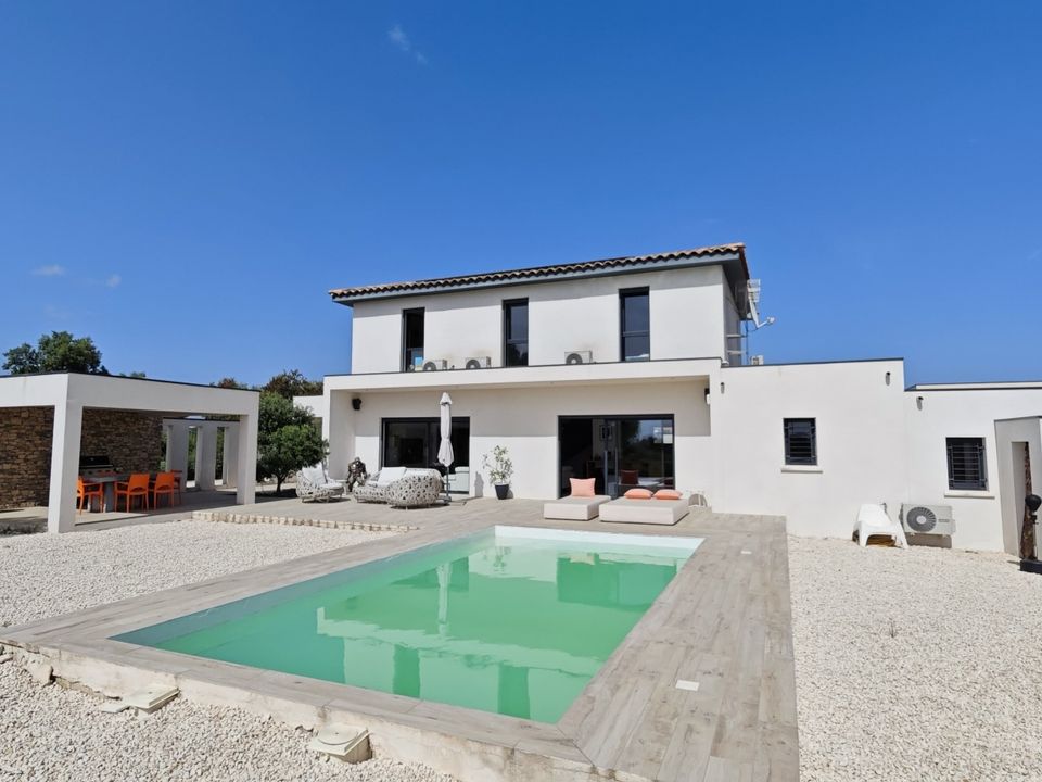 Villa i Nimes, Gard - foto 1