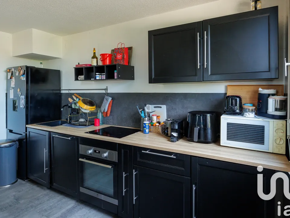Apartamento en Saint-Genis-les-Ollières, Rhone - foto 3