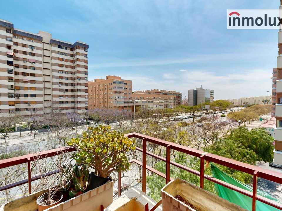 Lejlighed i Alicante, Alicante - foto 1