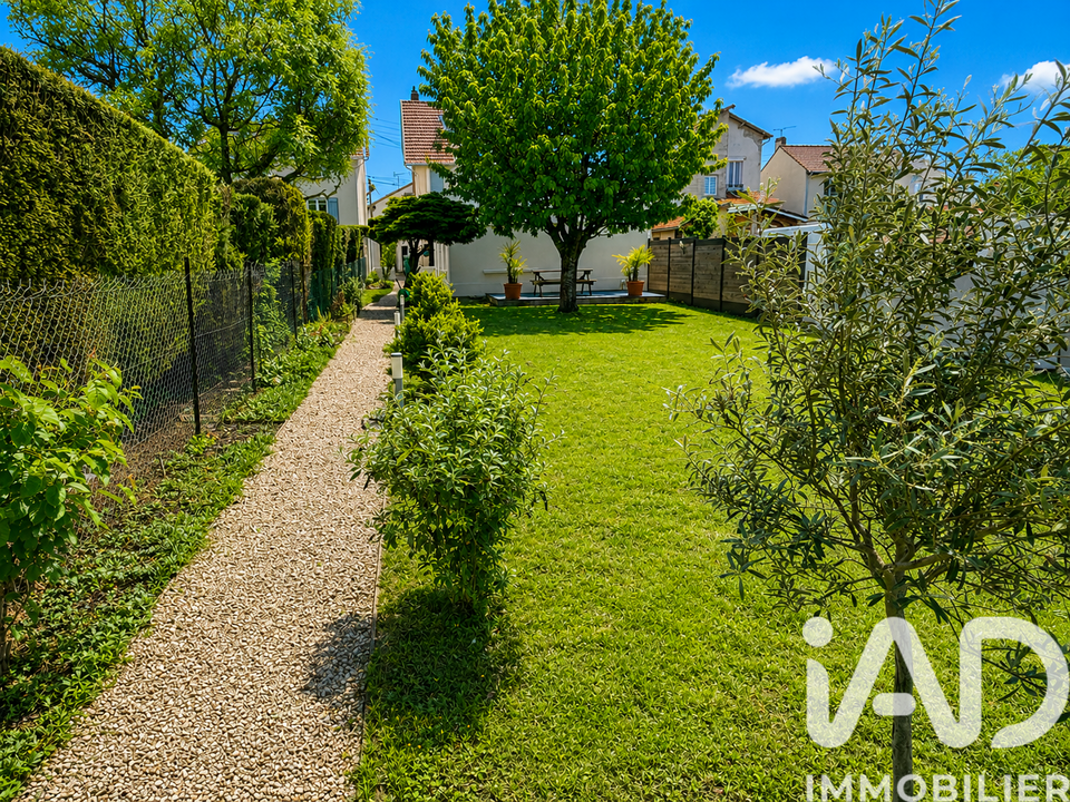 Villa i Châlons-en-Champagne, Marne - foto 1