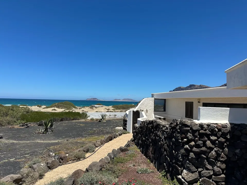 Bungalow i Caleta De Famara, Lanzarote - foto 1