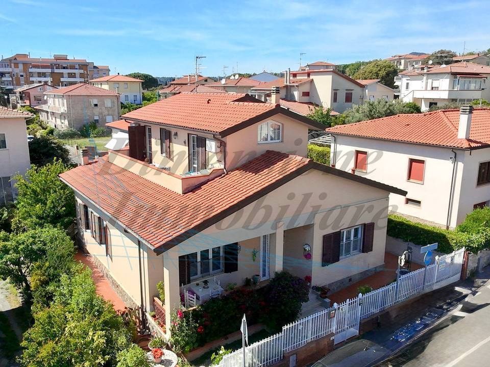 Villa a Rosignano Marittimo, Livorno - foto 1