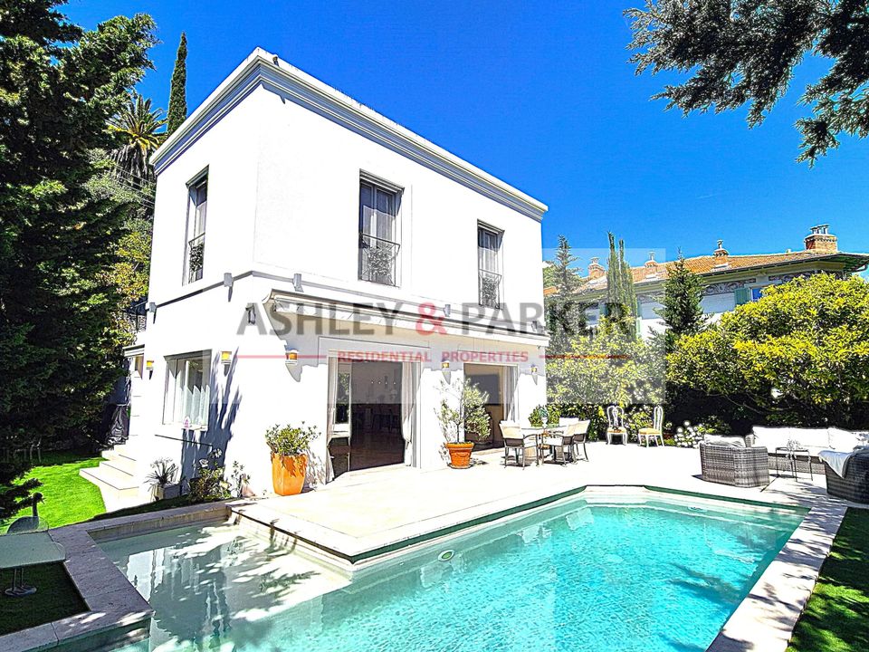 Villa a Nice, Alpes-Maritimes - foto 1
