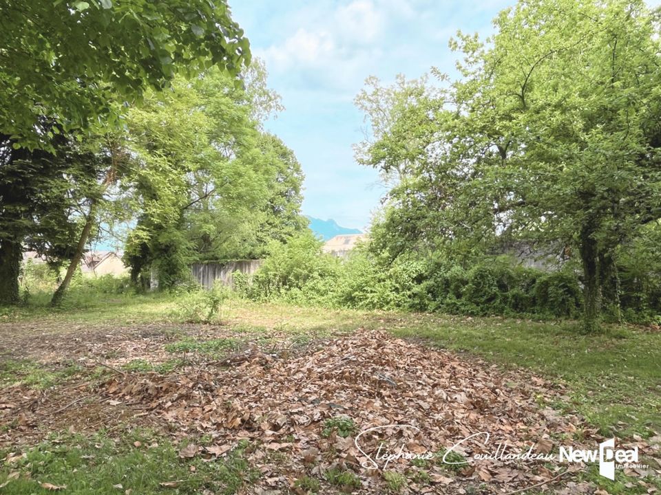 Helårsgrund i Chambery, Savoie - foto 1