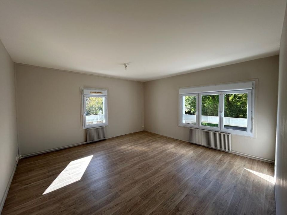 Lejlighed i Charny-Oree-de-Puisaye, Yonne - foto 1