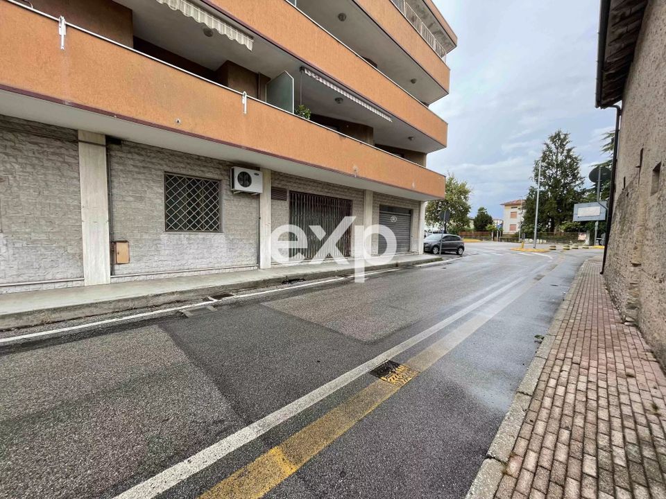 Erhvervsejendom i Casarsa della Delizia, Pordenone - foto 3