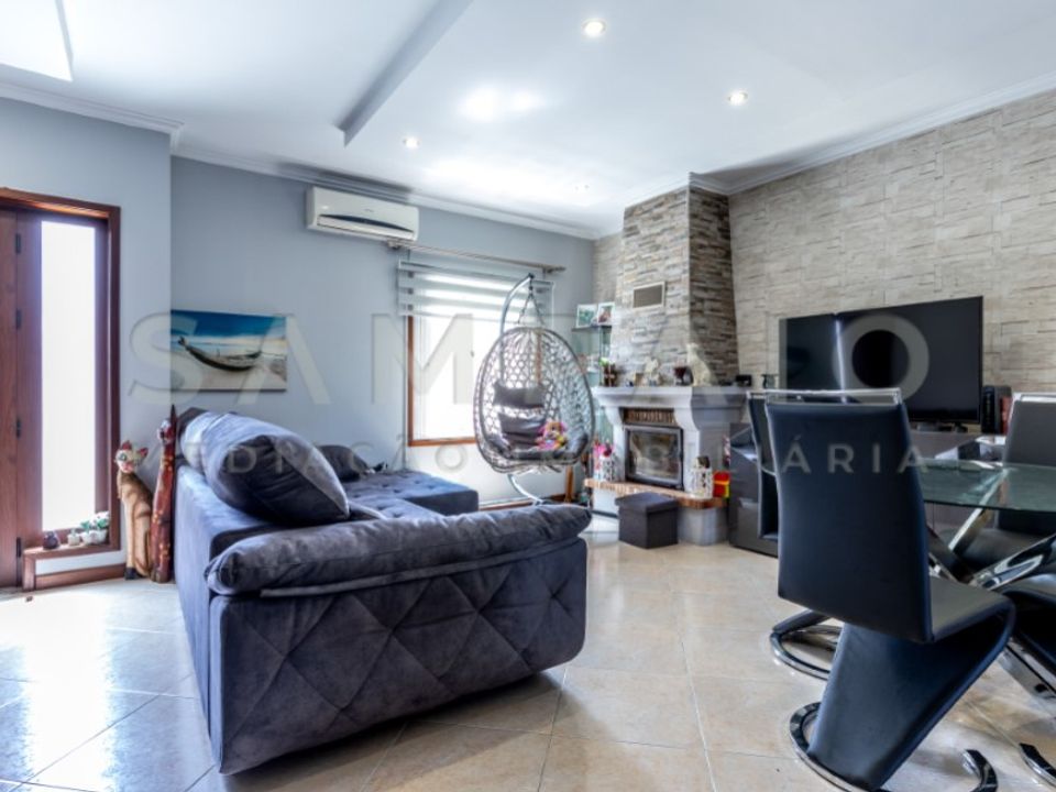 Villa i Rio Tinto, Porto - foto 1