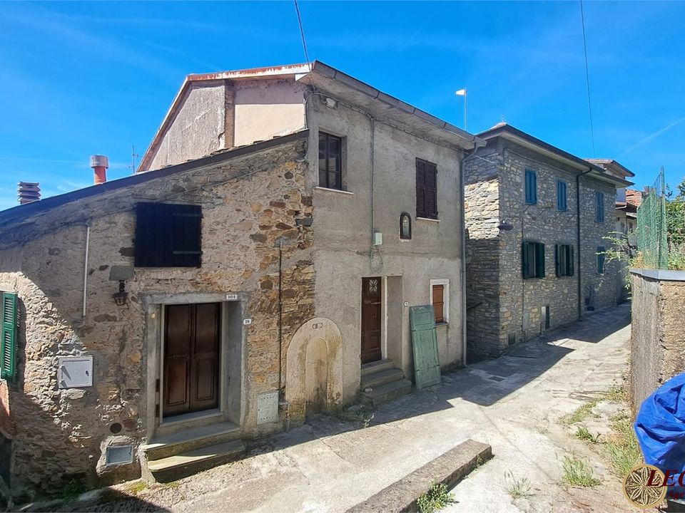 Landejendom i Bagnone, Massa and Carrara - foto 1