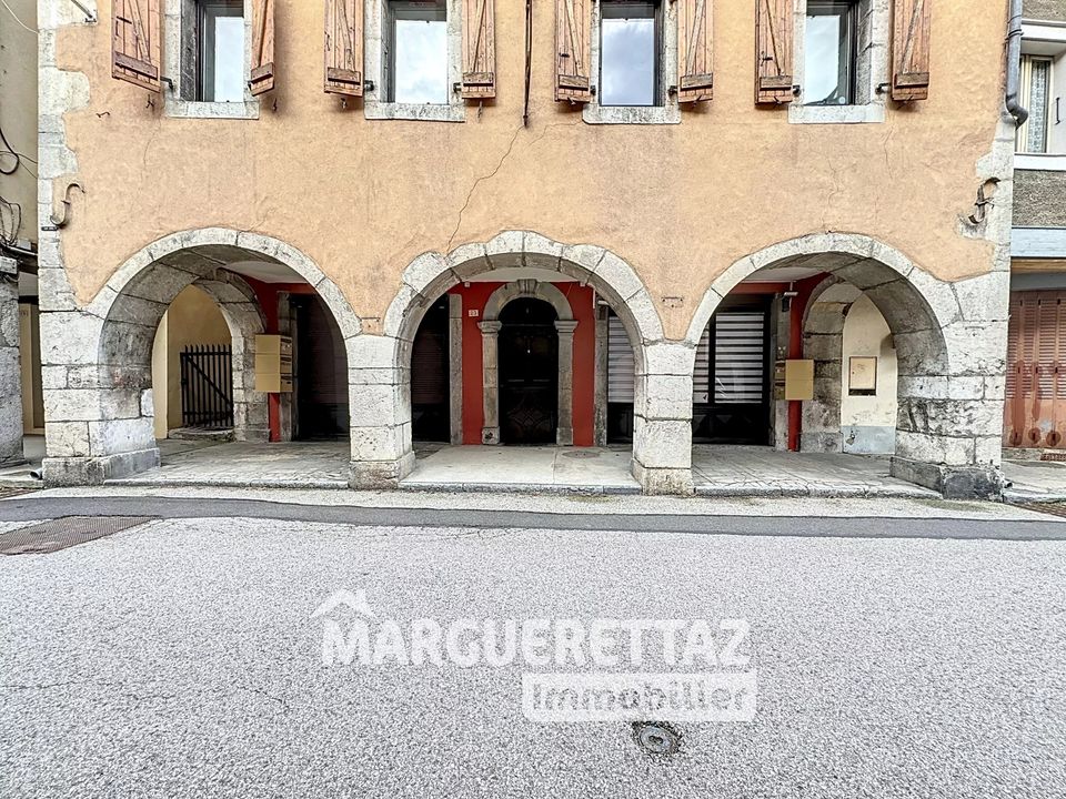 Erhvervsejendom i Taninges, Haute-Savoie - foto 2