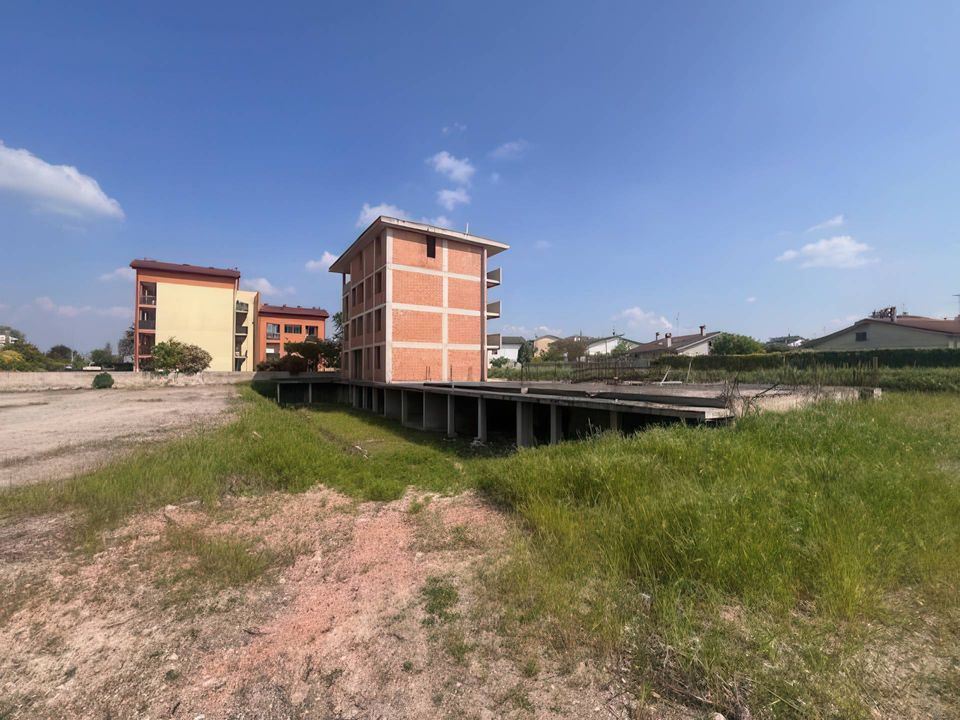 Helårsgrund i Borgo Virgilio, Mantua - foto 1