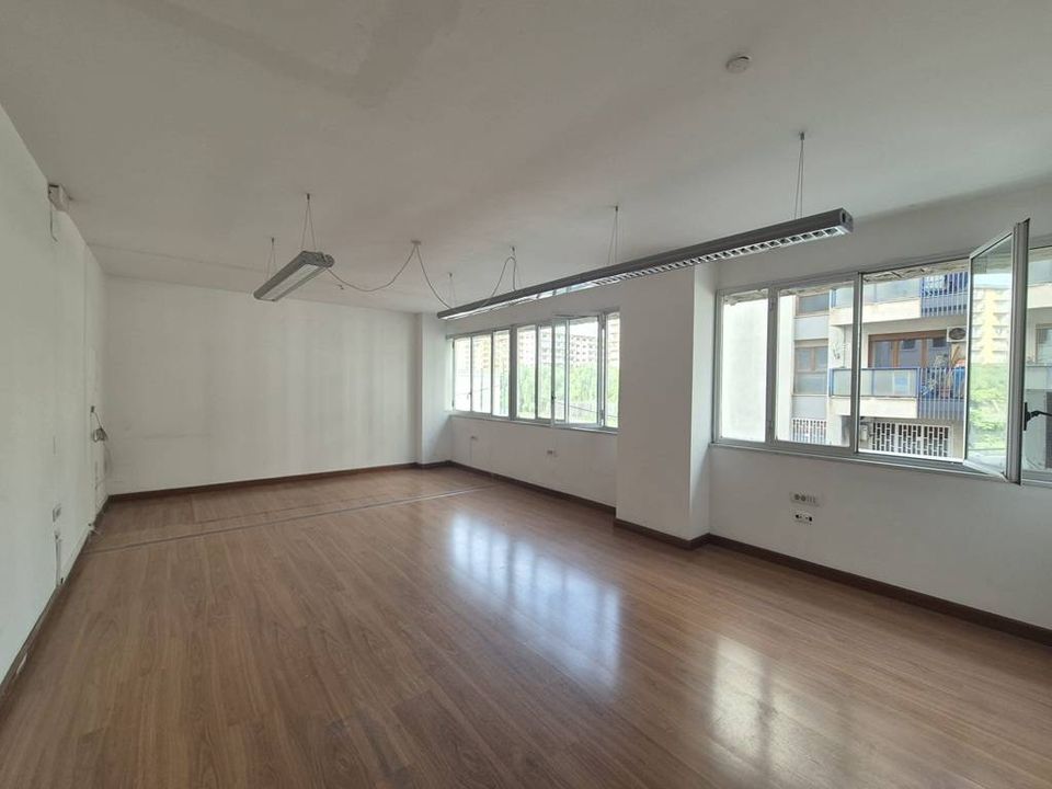 L'establiment comercial a Palermo, Palermo - foto 1