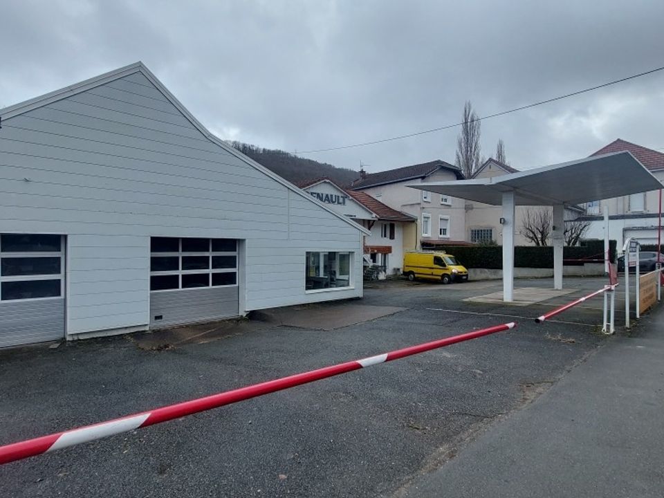 Erhvervsejendom i Pont-de-Roide-Vermondans, Doubs - foto 1