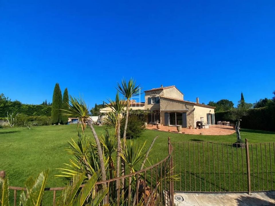 Villa i Fontvieille, Bouches-du-Rhone - foto 1