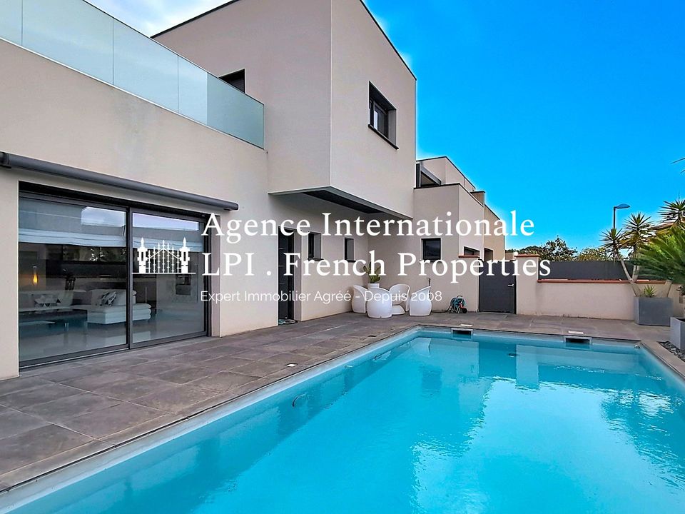 Villa a Argeles-sur-Mer, Pyrenees-Orientales - foto 1
