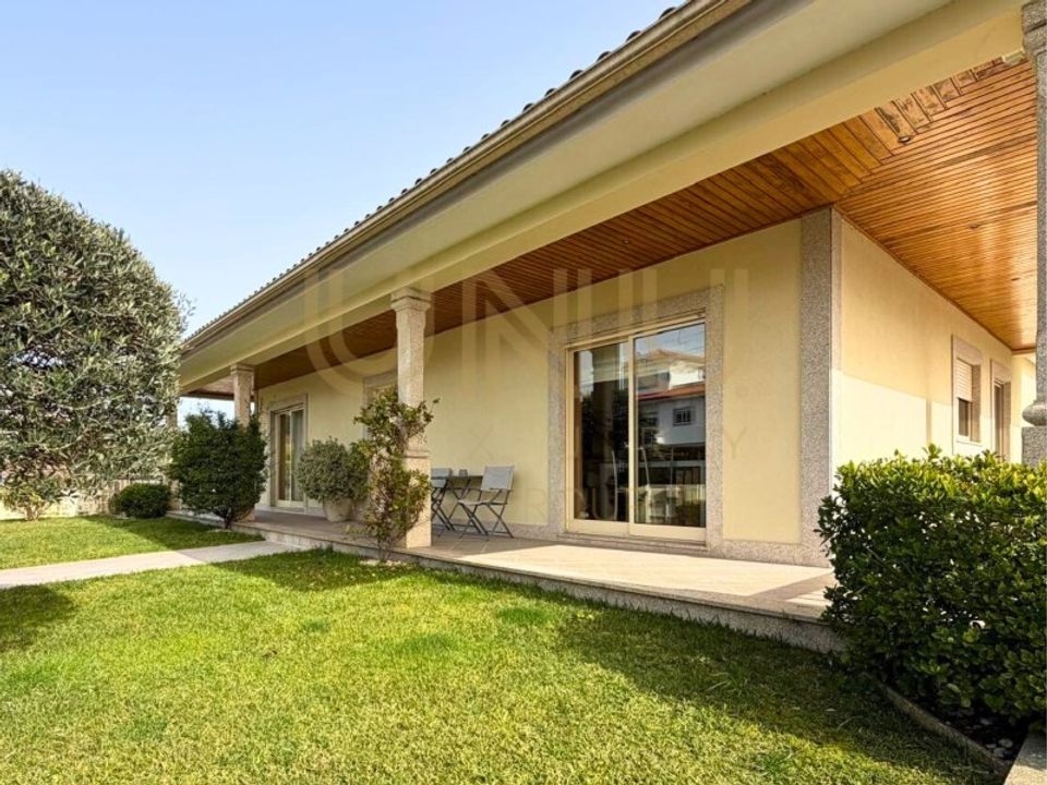 Villa i Cinfaes, Braga - foto 1