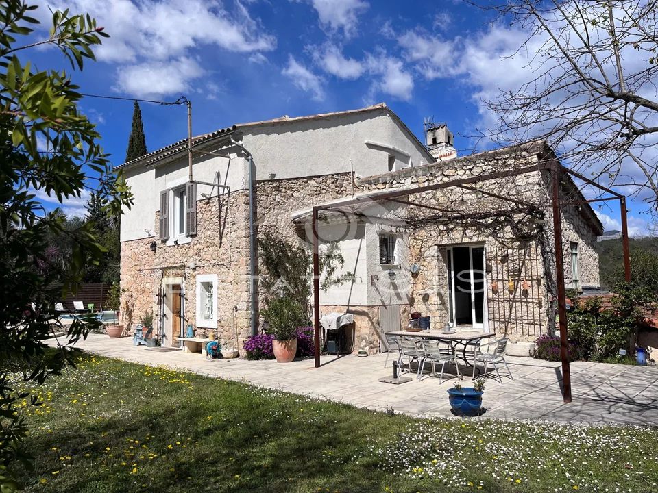 Villa i Le Rouret, Alpes-Maritimes - bilde 1