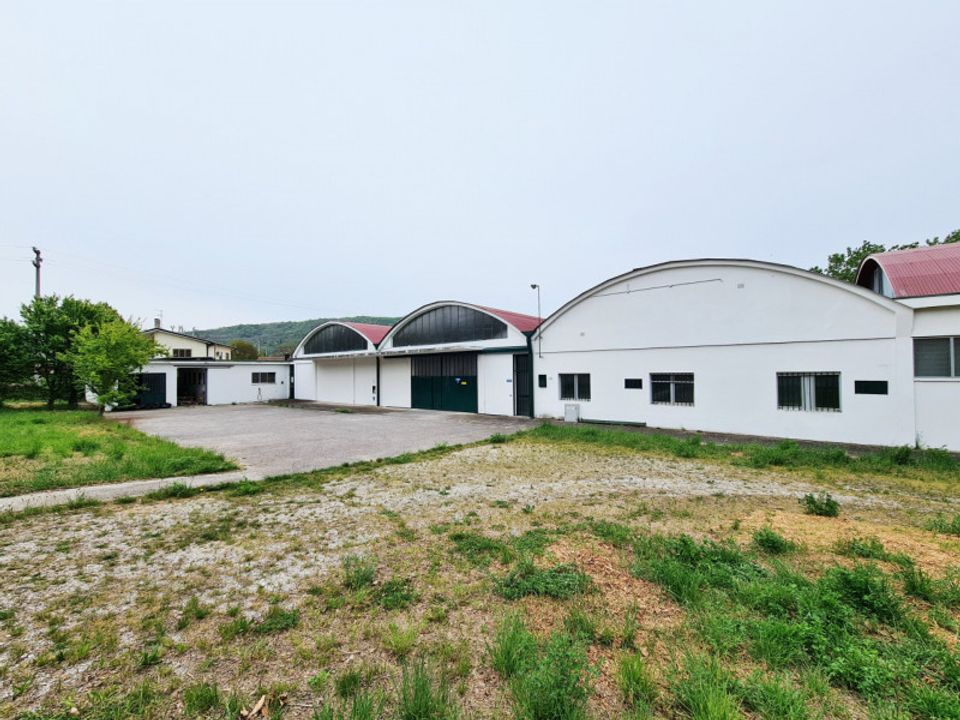 Erhvervsejendom i Baone, Padua - foto 1