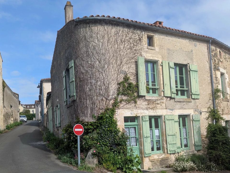 Landsbyhus i Vouvant, Vendee - bilde 1