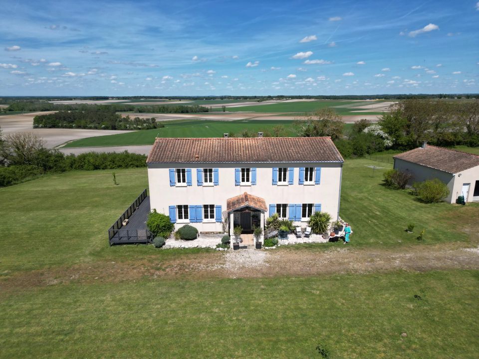 Villa i Allas-Bocage, Charente-Maritime - foto 1