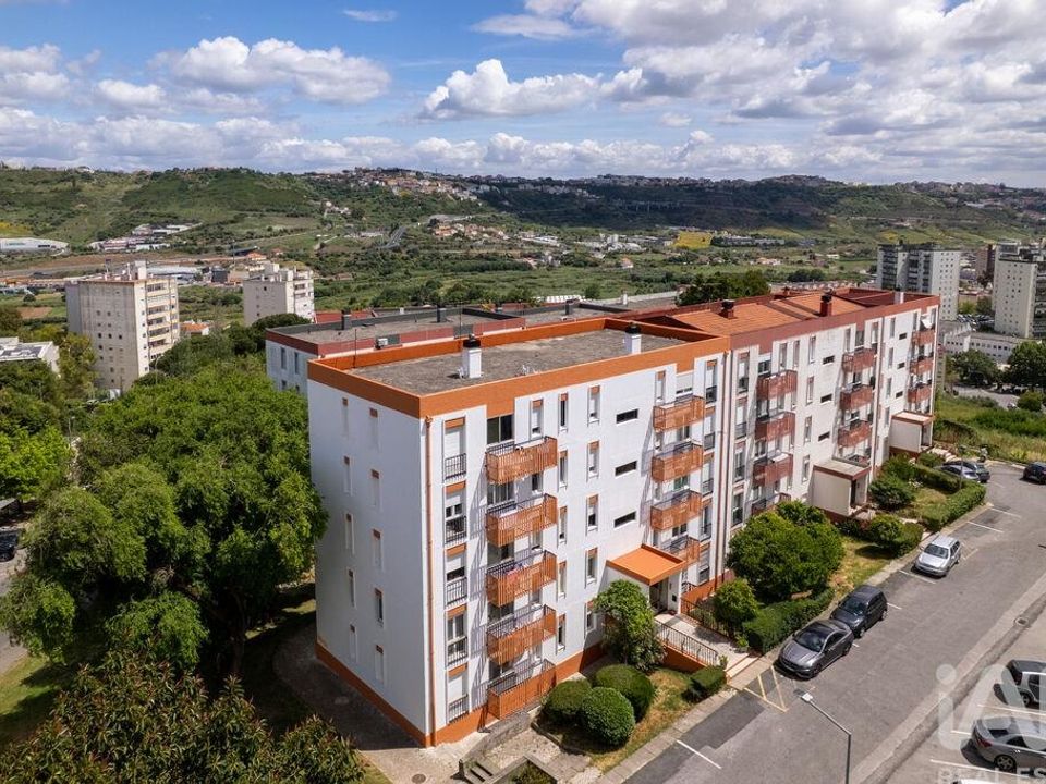 Lejlighed i Loures, Lisbon - foto 1