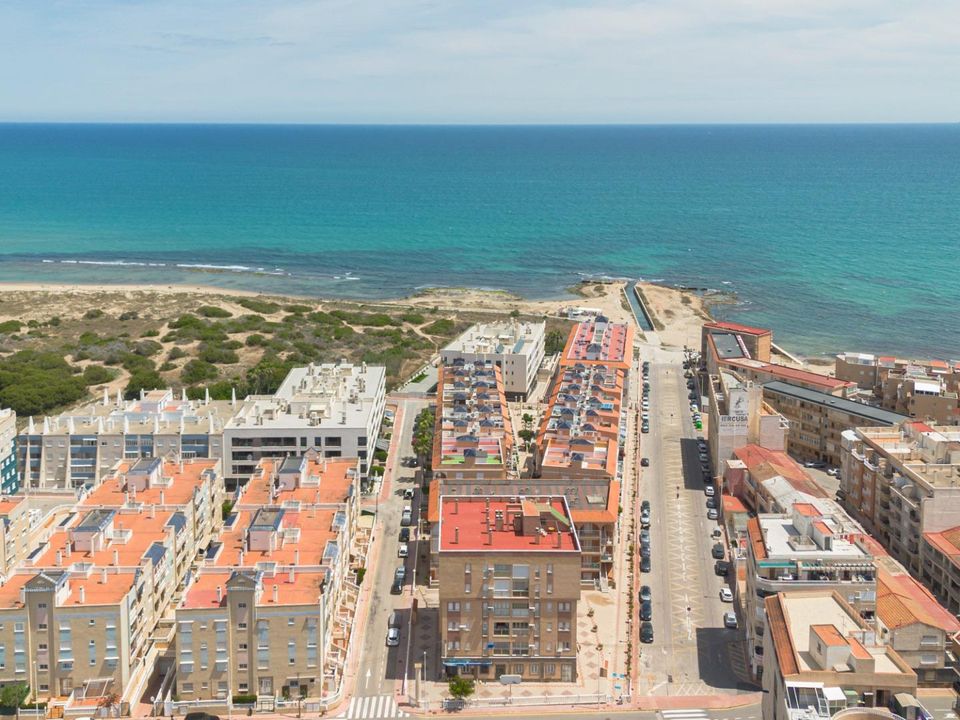 Lejlighed i Torrevieja, Alicante - foto 1