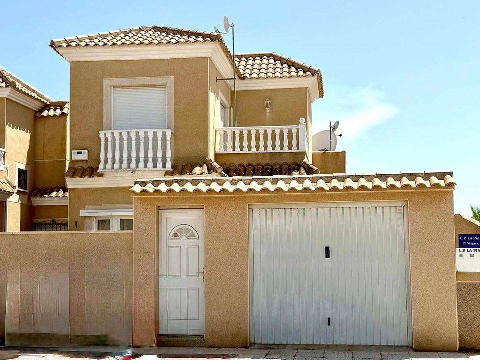 Villa i Playa Flamenca, Alicante - foto 1