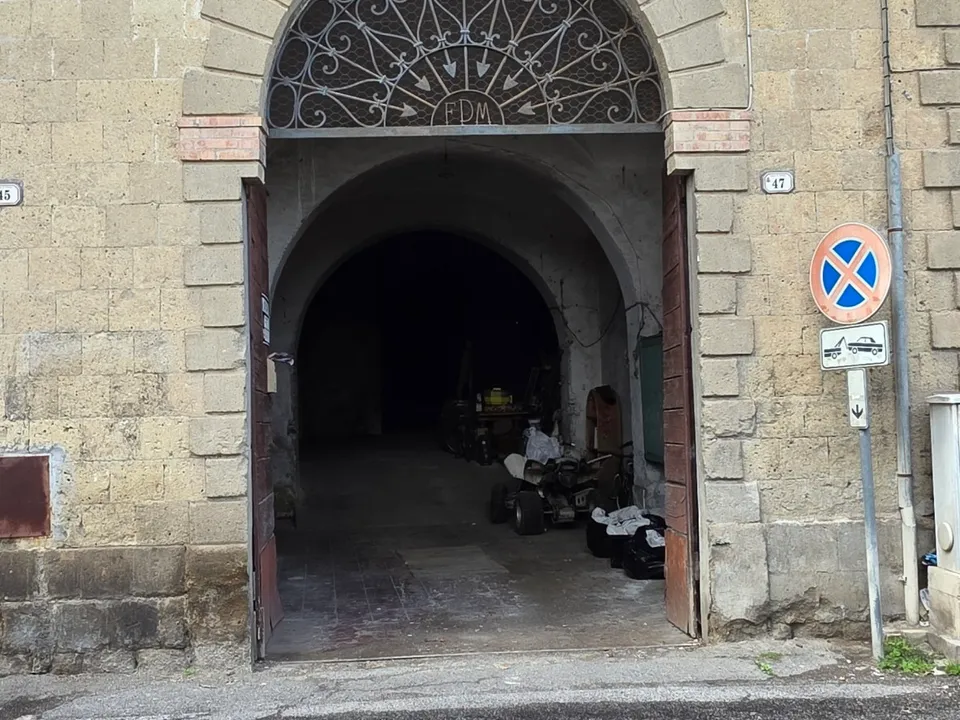 Garage in Morlupo, Rome - photo 1