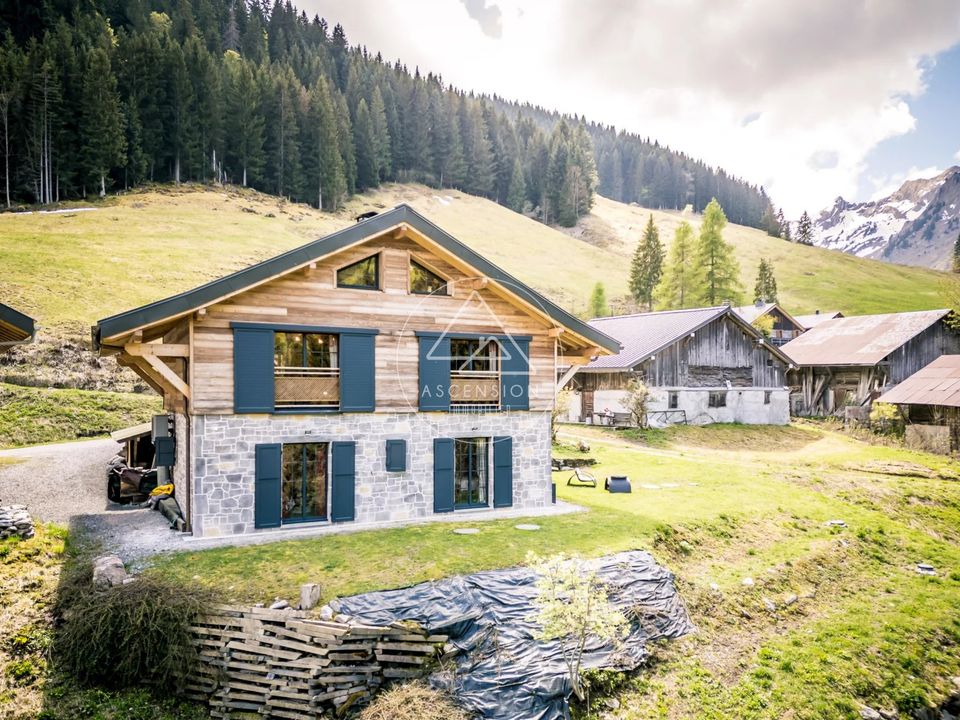 Træhytte i Essert-Romand, Haute-Savoie - foto 1