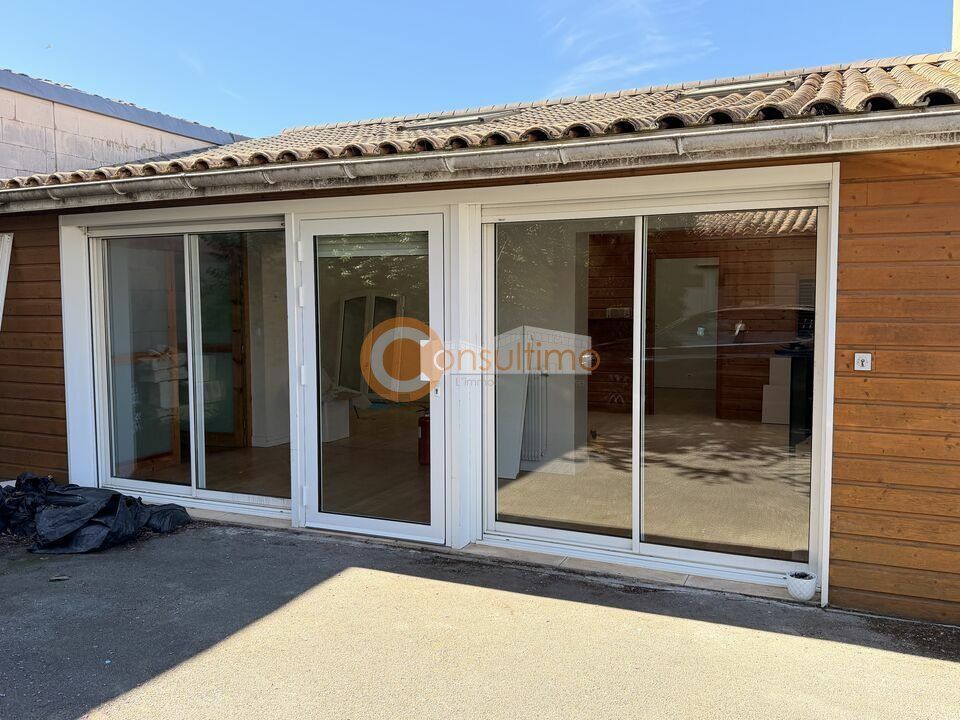 Erhvervsejendom i Saint-Germain-du-Puch, Gironde - foto 4