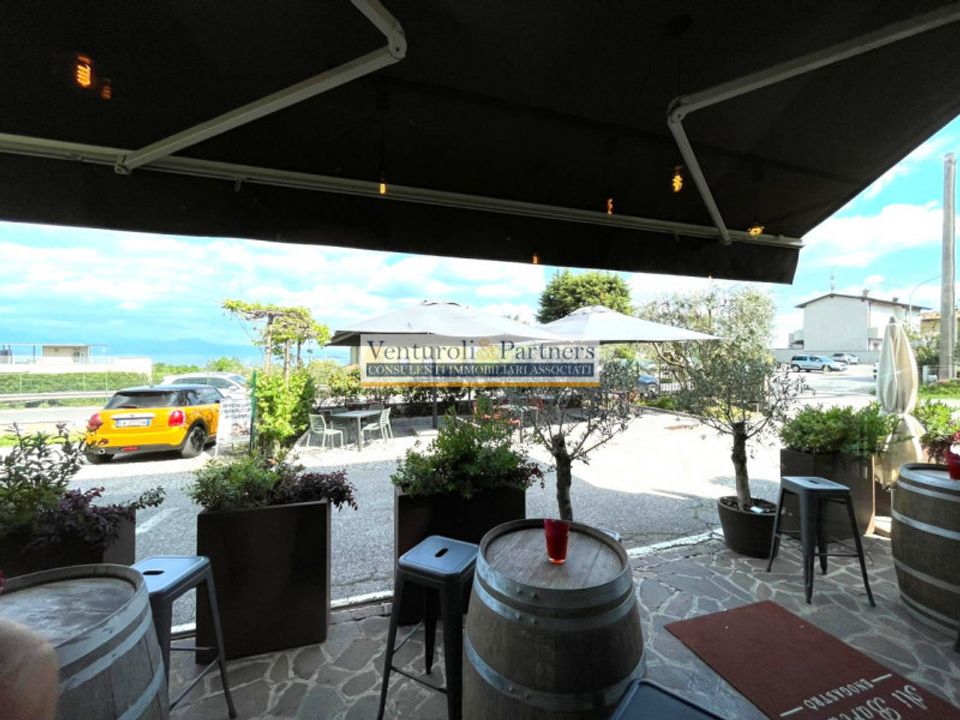 Erhvervsejendom i Lonato del Garda, Brescia - foto 3