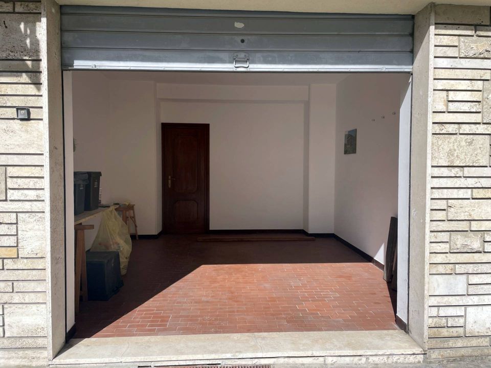 Parkeringsplads i Cairo Montenotte, Savona - foto 2