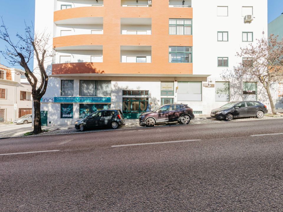 Erhvervsejendom i Setubal, Setubal - foto 1
